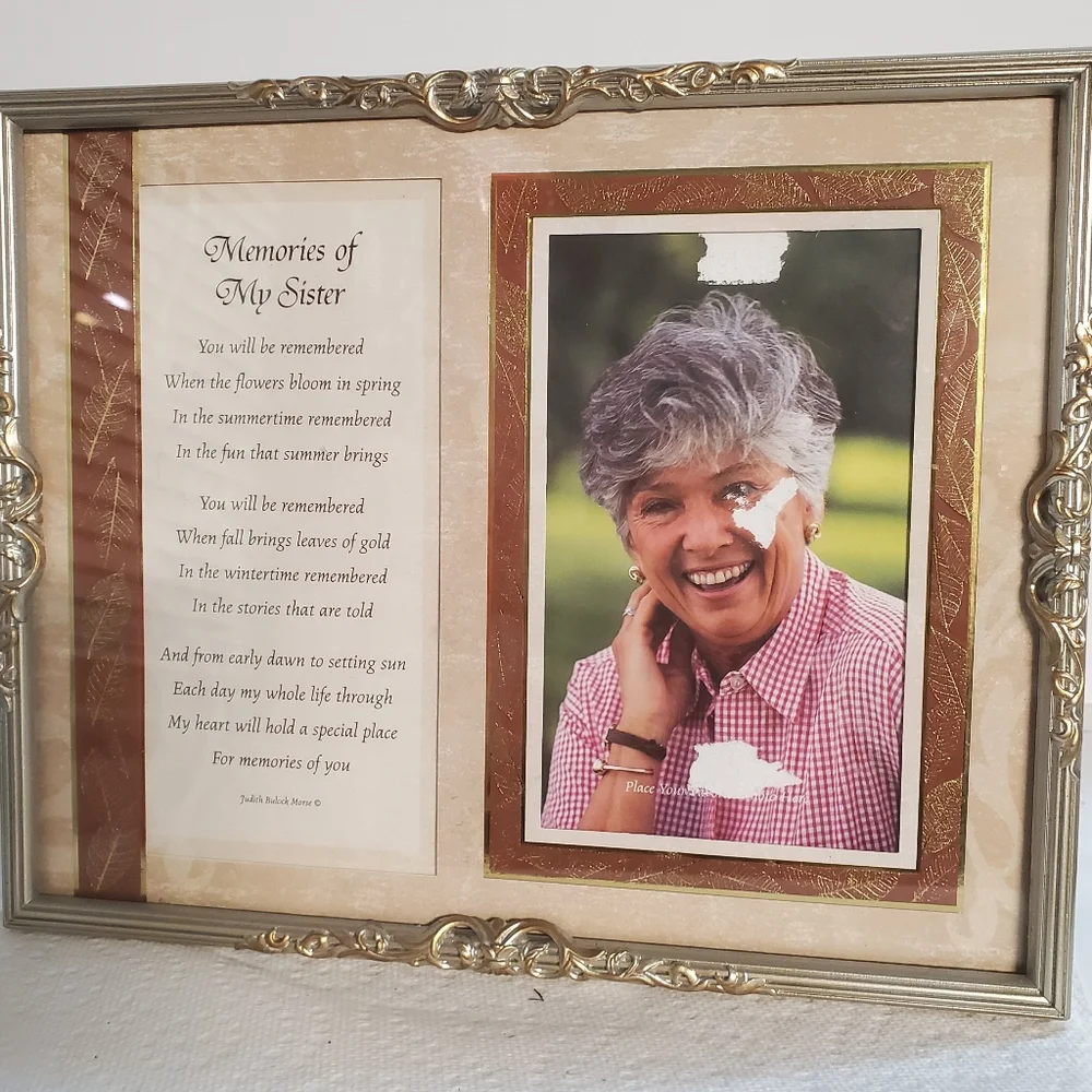 In Loving Memory Sentiment Memorial Picture Frame.